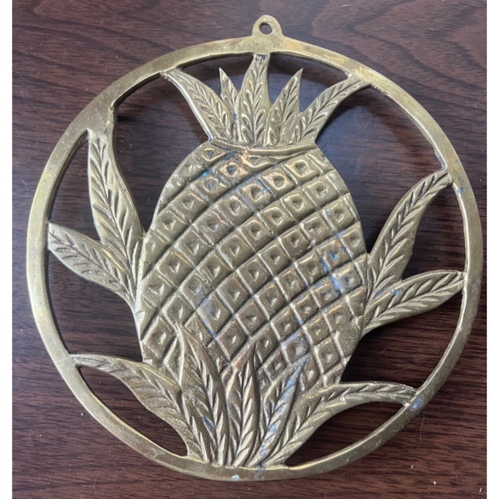 Vintage‎ Solid Brass Pineapple Trivet Pot Holder Wall Hanging Decor Footed 7" D